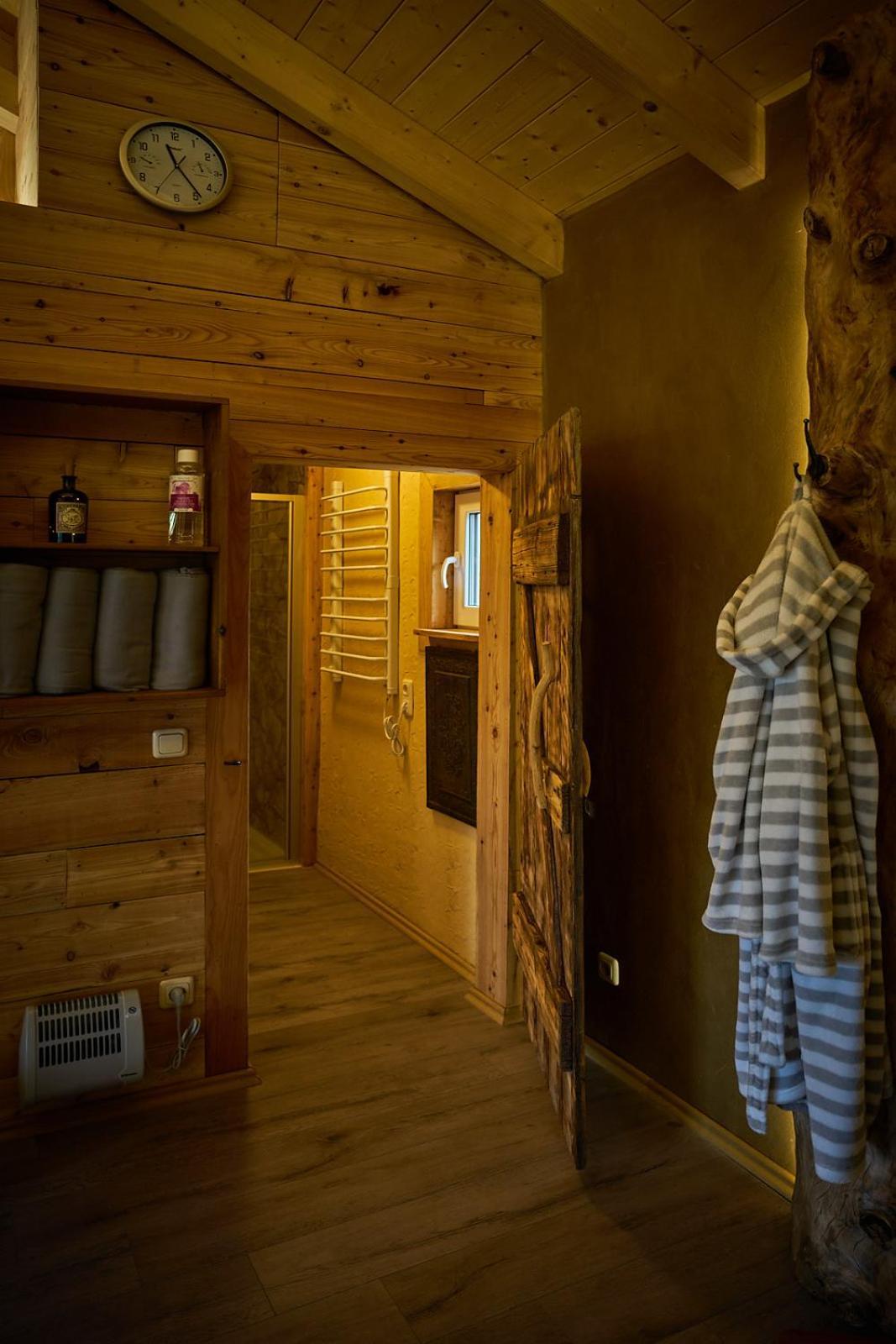 Hotel Olbernhau Mit Sauna - Kleines Landhotel Zur Ofenschenke Luaran gambar